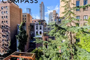 130 W 71st St, New York City, NY 10023 - Photo 5