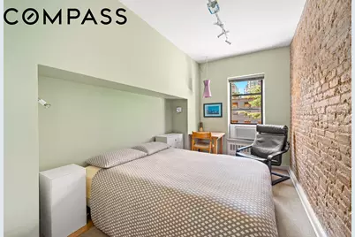 130 W 71st Street #10, New York City, NY 10023 - Photo 3