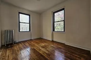 21-58 35th St, Astoria, NY 11105 - Photo 3