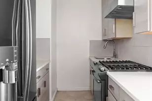 61 W 62nd St, New York City, NY 10023 - Photo 3