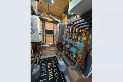 2710 E 23rd Street #2, New York City, NY 11235 - Photo 27