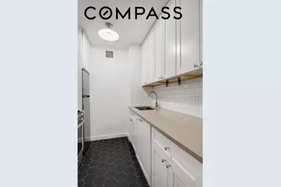 357 E 57th Street #2E, New York City, NY 10022 - Photo 7