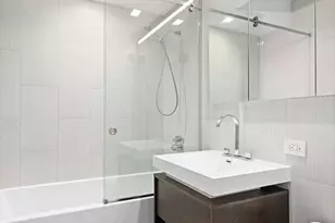 360 E 88th St, New York City, NY 10128 - Photo 9
