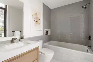 142 W 21st St, New York City, NY 10011 - Photo 25