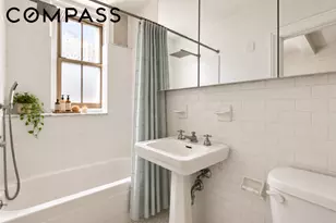 170 W 74th St, New York City, NY 10023 - Photo 9