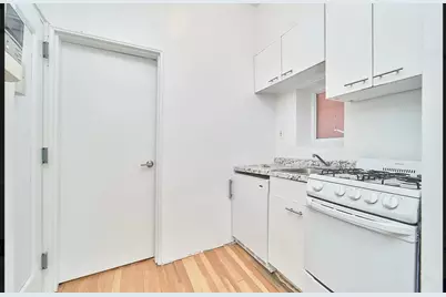 353 W 44th Street #1B, New York City, NY 10036 - Photo 7