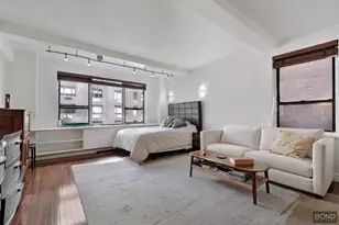 30 E 37th St, New York City, NY 10016 - Photo 1