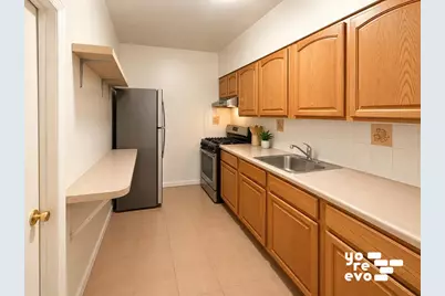 28-09 23rd Avenue, New York City, NY 11105 - Photo 3