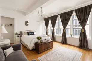 335 W 38th St, New York City, NY 10018 - Photo 7