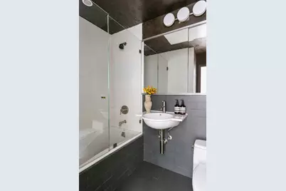 315 7th Avenue #4D, New York City, NY 10001 - Photo 17