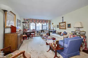 235 E 57th St, New York City, NY 10022 - Photo 3