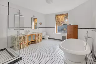 300 W 109th St, New York City, NY 10025 - Photo 7