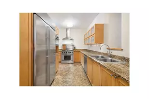 300 W 109th St, New York City, NY 10025 - Photo 5