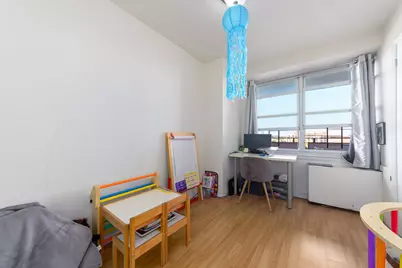 135 Ocean Parkway #8T, Brooklyn, NY 11218 - Photo 5