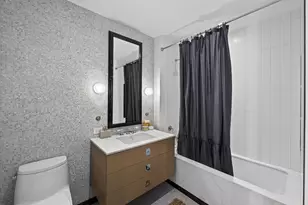438 E 12th St, New York City, NY 10009 - Photo 11