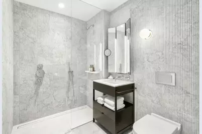 135 E 47th Street #15D, New York, NY 10017 - Photo 5