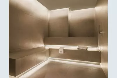 135 E 47th Street #15D, New York, NY 10017 - Photo 9