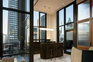 135 E 47th St, New York City, NY 10017 - Photo 13