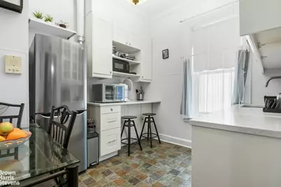 574 44th Street #1C, Brooklyn, NY 11220 - Photo 5