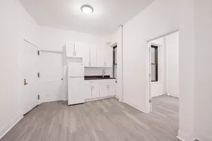 32 2nd Ave, New York City, NY 10003 - Photo 3