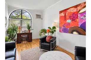 510 Ocean Pkwy, Brooklyn, NY 11218 - Photo 1