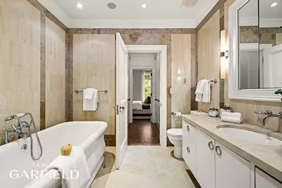 502 E 87th Street, New York, NY 10128 - Photo 13
