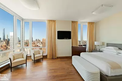 300 E 77th Street #PH2/3, New York City, NY 10075 - Photo 37