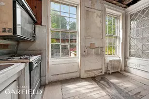 404 W 20th St, New York, NY 10011 - Photo 9