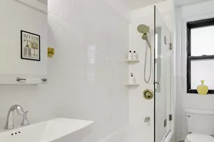 205 E 78th St, New York City, NY 10075 - Photo 11