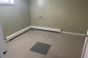 21-58 41st St, Astoria, NY 11105 - Photo 5