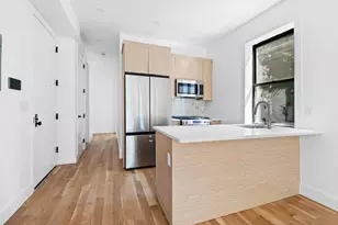 259 E 28th St, New York City, NY 11226 - Photo 9