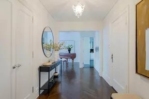 1050 Park Ave, New York City, NY 10028 - Photo 17