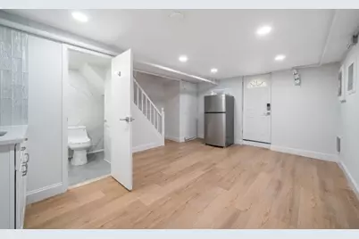 20-17 26th Street, New York City, NY 11105 - Photo 19