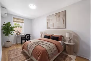 20-17 26th St, New York City, NY 11105 - Photo 13