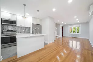 20-17 26th St, New York City, NY 11105 - Photo 5