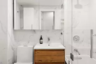 105 W 13th St, New York City, NY 10011 - Photo 5