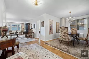 165 W 66th St, New York City, NY 10023 - Photo 7