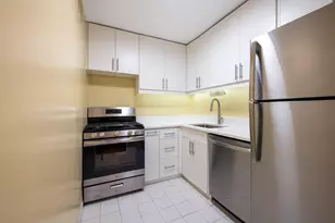 370 E 76th St, New York City, NY 10021 - Photo 7