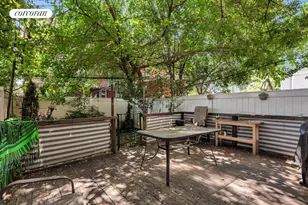 20-27 31st St, New York City, NY 11105 - Photo 13