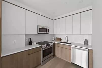 11-52 44th Drive #PH-A, New York City, NY 11101 - Photo 3