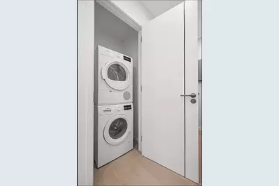 11-52 44th Drive #PH-A, New York City, NY 11101 - Photo 9