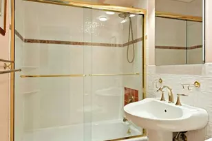1175 York Ave, New York, NY 10065 - Photo 9