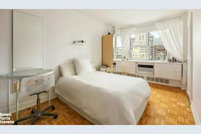 1175 York Avenue #16J, New York, NY 10065 - Photo 7