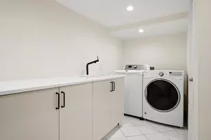 159 W 91st St, New York City, NY 10024 - Photo 15
