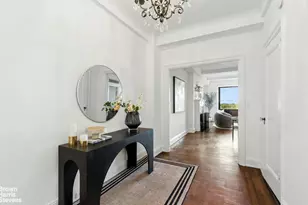 128 Central Park S, New York City, NY 10019 - Photo 13