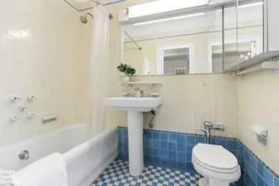 128 Central Park S #11A, New York, NY 10019 - Photo 11