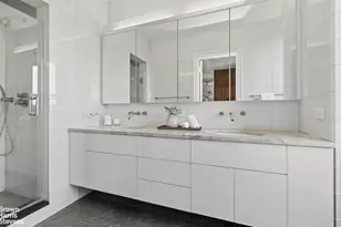 128 Central Park S, New York, NY 10019 - Photo 9