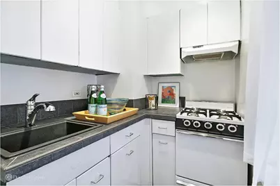 400 E 52nd Street #1F, New York City, NY 10022 - Photo 3