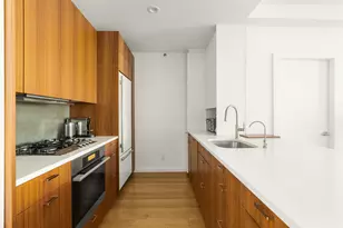 100 Congress St, Brooklyn, NY 11201 - Photo 3