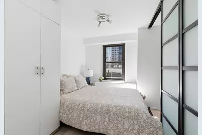 220 E 57th Street #14B, New York, NY 10022 - Photo 5